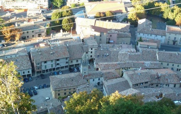 Borgo Maggiore dallalto580