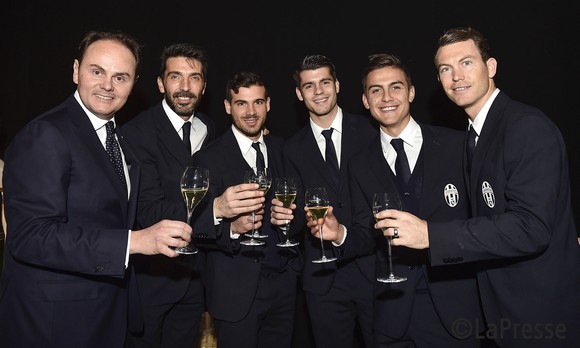 Matteo Lunelli  Gianluigi Buffon  Stefano Sturaro  Alvaro Morata  Paulo Dybala  Stephan Lichtsteiner580