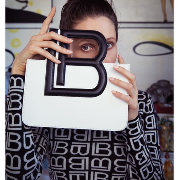 LAURA BIAGIOTTI PRESENTA LB BAG PiaceridellaVita