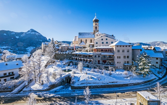 Romantik Hotel Turm - Esterno invernale 570itin