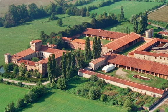 Castello di Padernello - Dallalto - Foto di Virginio Gilberti 2 570