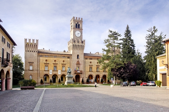 Piazza Giuseppe Verdi credit Busseto Terra di Verdi 570