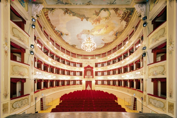 Teatro Asioli di Correggio RE 570