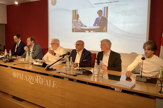 Da sinistra a destra Roberto Calugi Elio Ghisalberti Roberto Perrone Claudio Sadler Mario Cucci e Davide Oldani itin 22 570