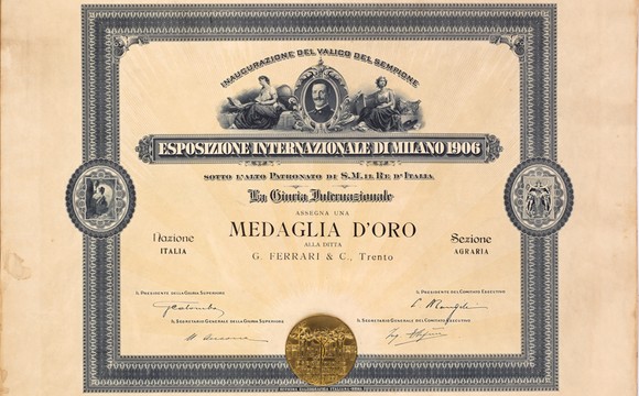 Ferrari Medaglia Oro Expo 1906 580