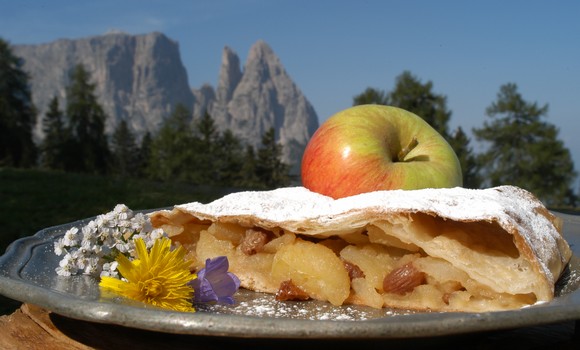 Grande festa dello Strudel con Sciliar580