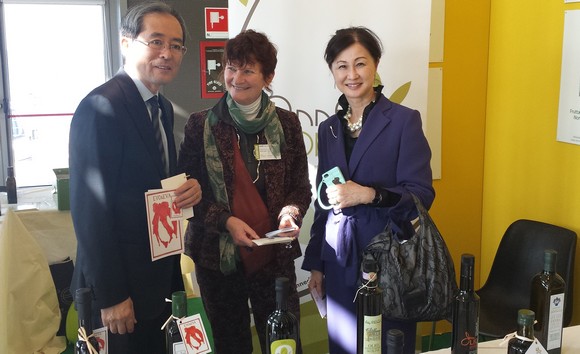 OLIO CAPITALE 2014 Ambasciatore associazione donne olio gabriella stansfield