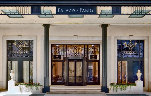 palazzo parigi milano580