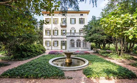 Villa dei Cedr580