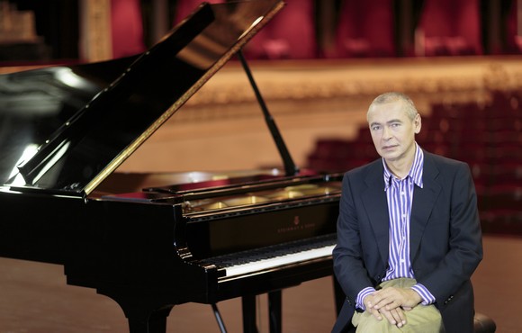 Pianoechos  2018  Pogorelich580
