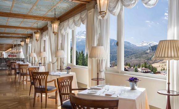 franco pepe hotel cristallo cortina580B