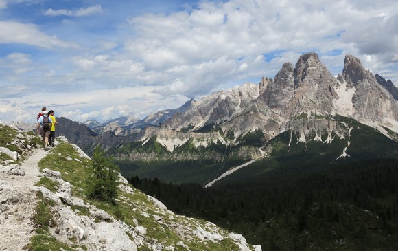 201708 FALORIA sentieri estivi vista Cristallo credit Dino Colli580