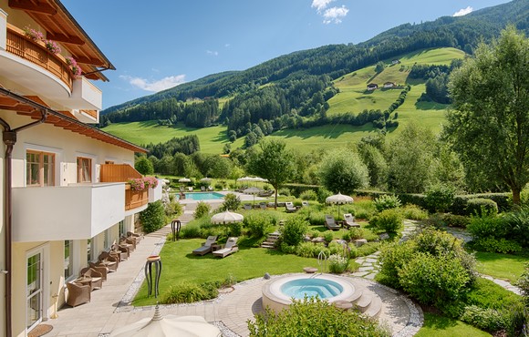 Alpenpalace - Esterno Estate580