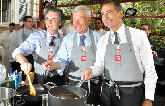 Fontana-Sangalli-Sala-foto-di-repertorio-Milano-Food-City-2018580