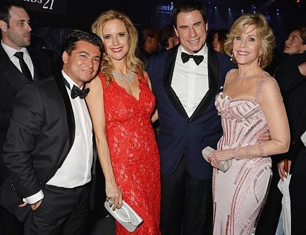 Travolta con Oscar E mogli 600
