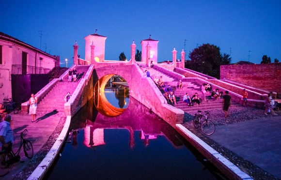 Visit-Comacchio-Notte-Rosa-Foto-di-Francesco-Cavallari580