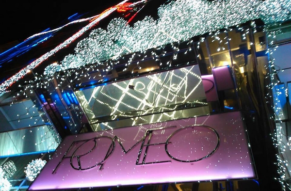 Xmas details  romero 600