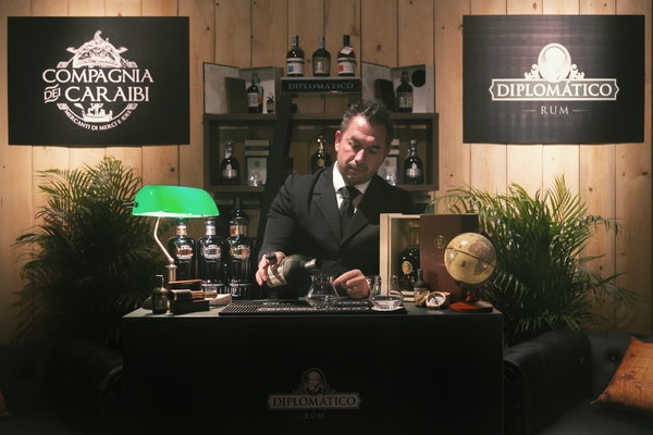 cocktail 2 mans world 600
