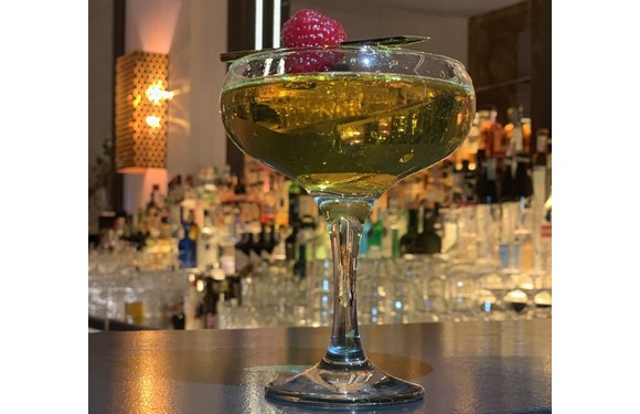 drink BANANA COCKTAIL di SOLOMIYA GRYTSYSHYN del CHORUS CAFE di Roma580