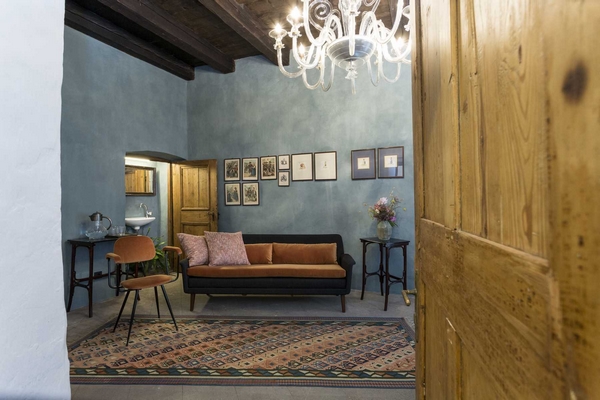 interno 600