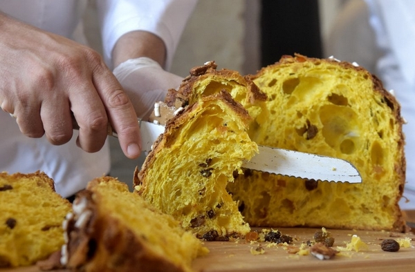panettone 2 ritagliata