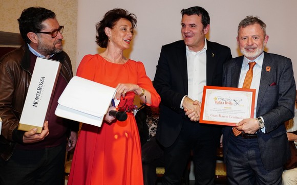 premio italia a tavola gian marco centinaio580