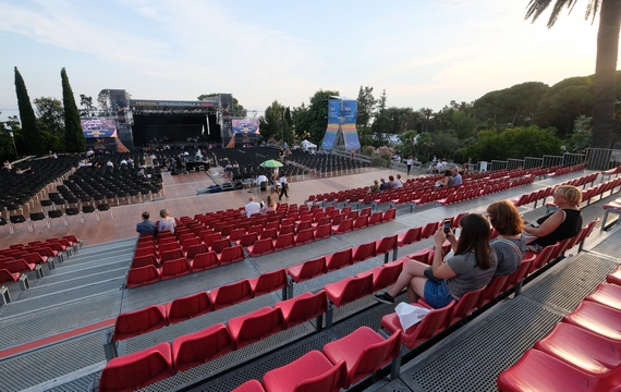 Festival allestimenti nervi 570