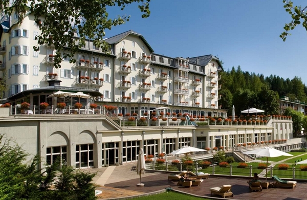 HotelCristallo-Cortina esterno 600