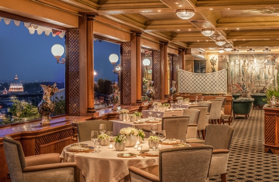 La-Pergola-Restaurant-570