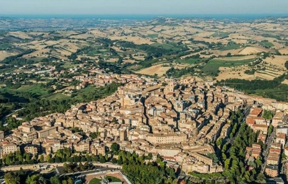 Macerata citta vista 570