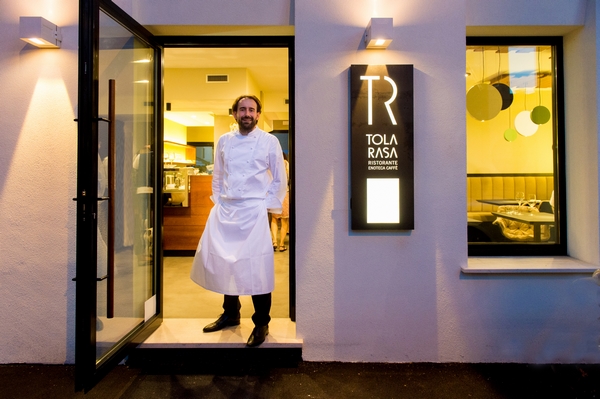TOLA RASA esterno chef 600