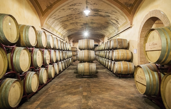 Tenute-La-Montina 570 botti