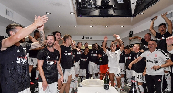 festeggiamento juve scudetto 2 580
