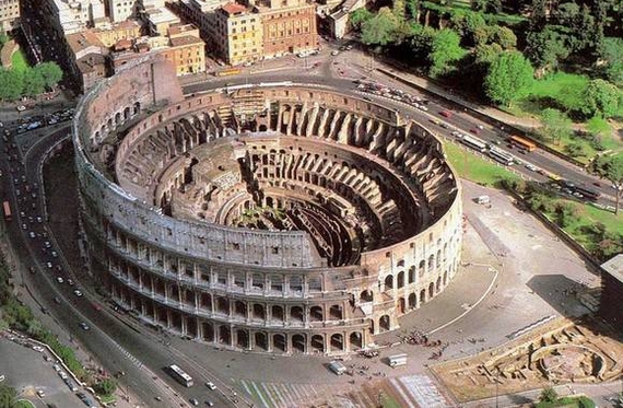 veduta-elicottero-colosseo 570