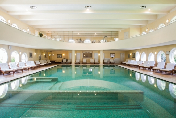 3 ErmitageMedicalHotel piscina interna 570