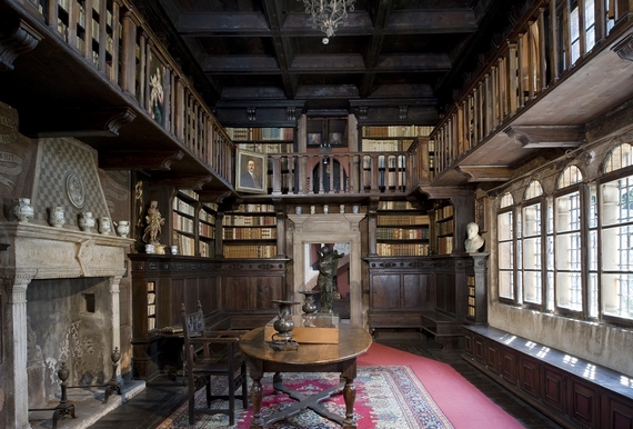 Casa del Podestà La Biblioteca 570