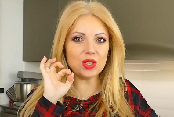 Claudia Petricciuolo 570
