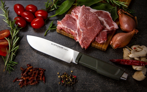 Gastronom total-cut-ambientata 570
