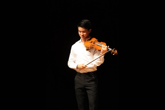KEVIN ZHU 2 570