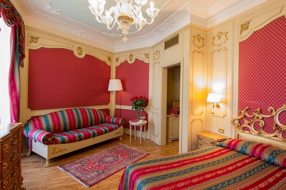 regina-palace 570