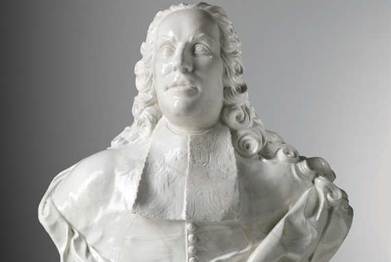 8. Busto del marchese Carlo Ginori porcellana 570