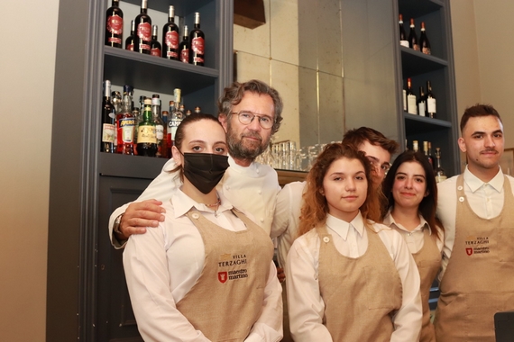 C. Cracco e Studenti Villa Terzaghi2 itin 22 2 570