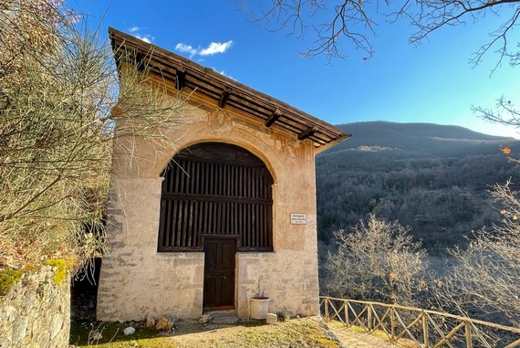 Cappella della neve esterno 570