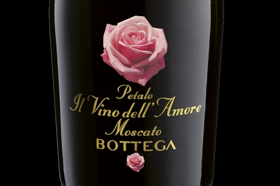 Petalo Moscato Il Vino dellAmore  itin 22 570
