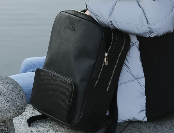 montbook phgaiaat 5 570