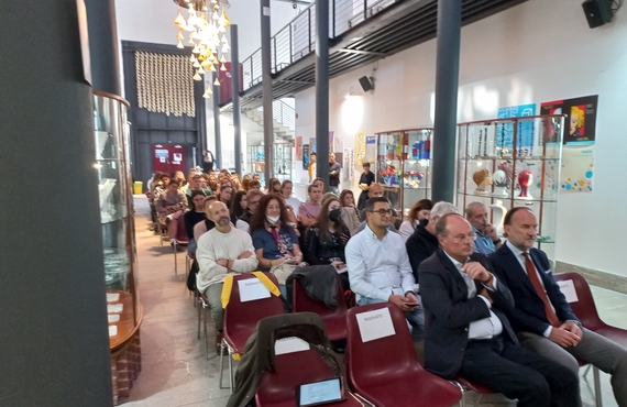 seminario nella sala dellIstituto Abate Zanetti 1 itin 22 570