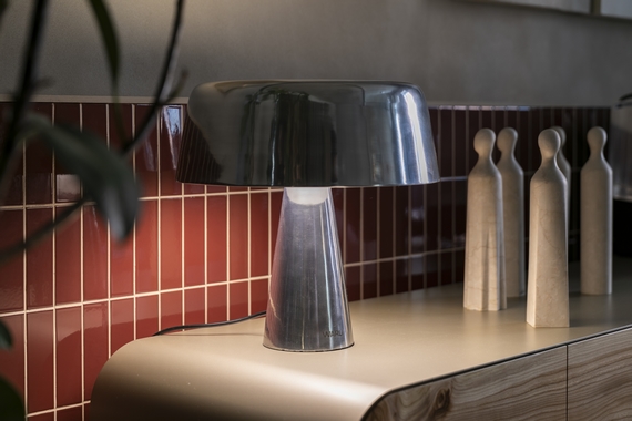 Warli Lamp Barona setting 03 ph Simone Sapia 23 570