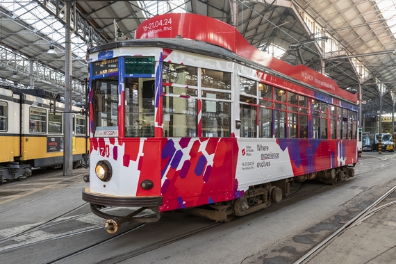 05 OOH Tram Salone del Mobile Milano 2024