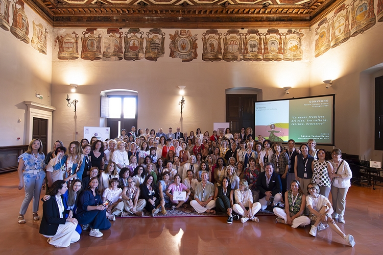 LE DONNE DEL VINO, LE NUOVE FRONTIERE DEL VINO, TRA CULTURA, TURISMO E BENESSERE