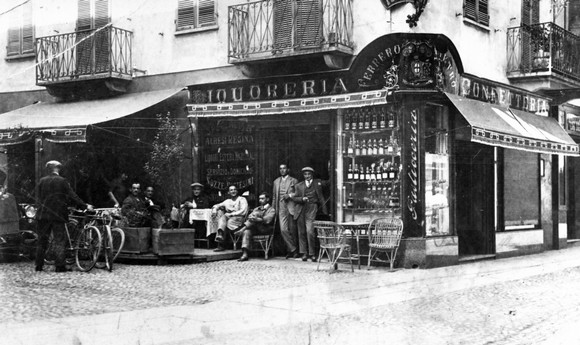 Bar pasticceria Ferrero580